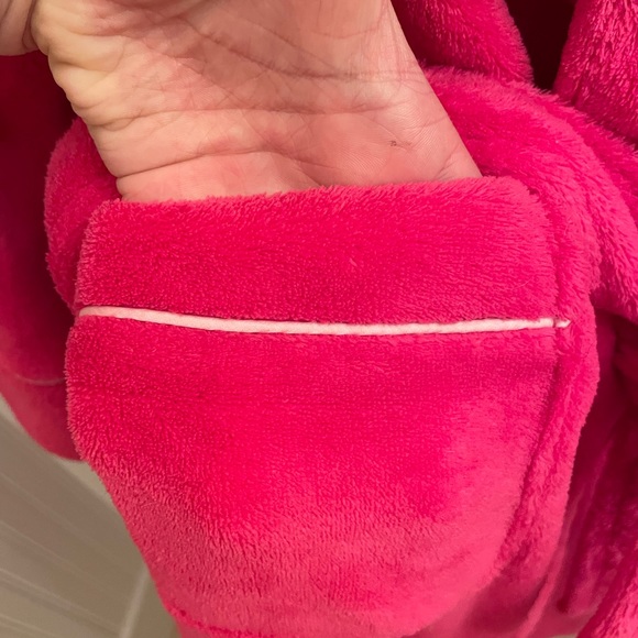 Victoria Secret plush long robe - Picture 5 of 8